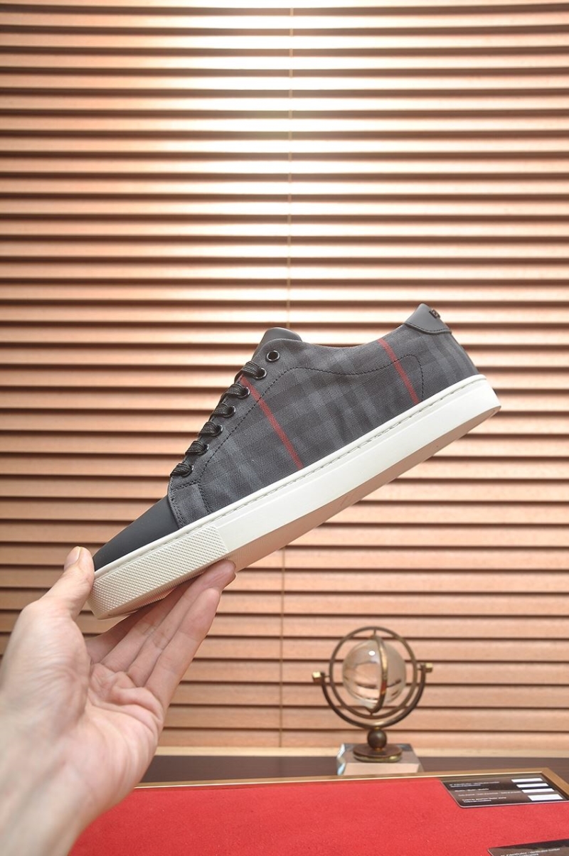 Burberry Sneakers